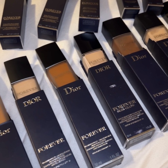 Dior Forever Skin Glow Foundation - Picture 1 of 1